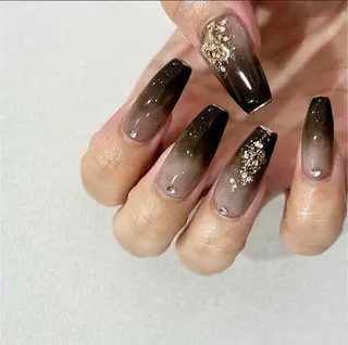 ネイル salon de Chéli所属・salon de Cheliのネイルデザイン