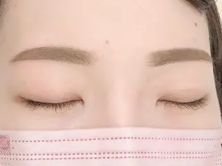 アイブロウ BellFlower Aki(眉・まつげ)のマツエク・マツパデザイン