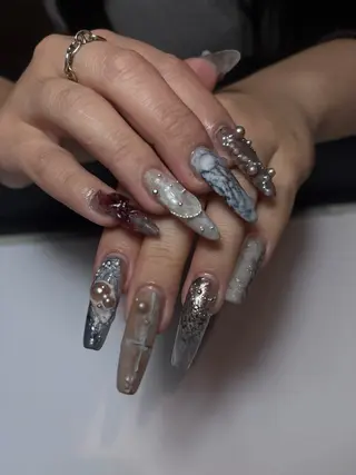 ロング 宮田 結晶のネイルデザイン