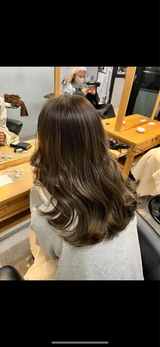 ミディアム 梅田トレンドレイヤー RISA🎀💕のヘアスタイル