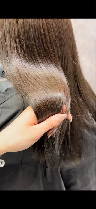 ロング カラー TOMONA👑 GiseL梅田店のヘアスタイル