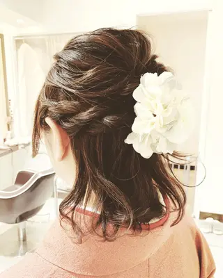 ミディアム ヘアアレンジ 佐藤 美紅のヘアスタイル