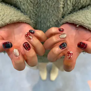 ネイル pool SHIBATAのネイルデザイン