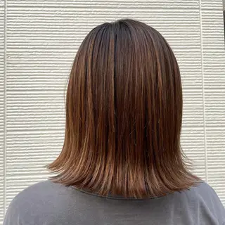 ミディアム FERIAあべの KARINのヘアスタイル