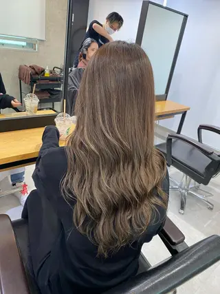 ロング カラー R/🤎 パーマ&ブリーチ🔥のヘアスタイル