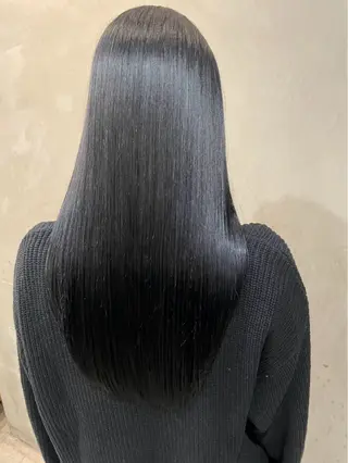 ロング 伊藤 菜奈子のヘアスタイル