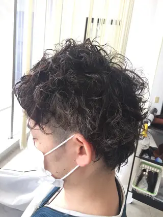 ショート パーマ メンズ 阿久津 泰幸のヘアスタイル