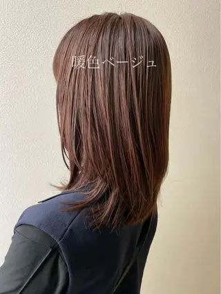 ミディアム カラー 沢田 瞳のヘアスタイル