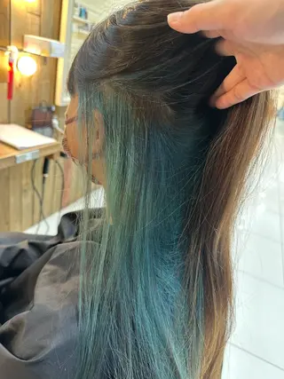 ロング LUCK辻堂所属・武田 彩花のヘアスタイル