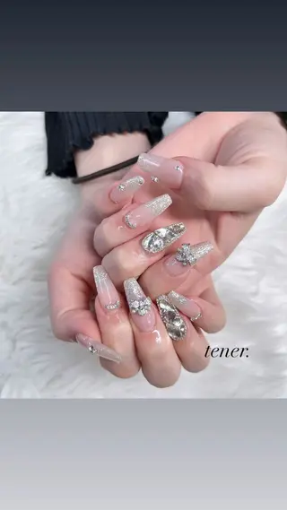 ネイル SHI ONのネイルデザイン