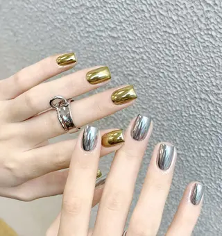 ネイル 桃子 Nail高円寺のネイルデザイン