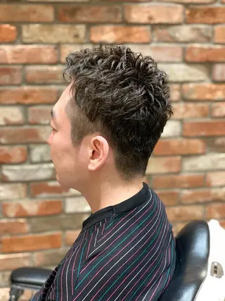 ショート パーマ メンズ HIROGINZAプレミアムバーバー赤坂店所属・田中 千恩のヘアスタイル