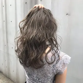 セミロング 新宿髪質改善レイヤー カット内田智大のヘアスタイル