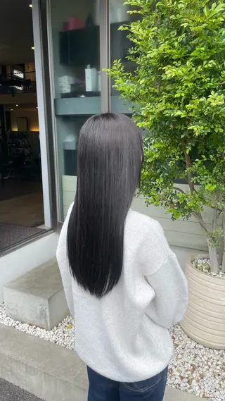 カラー 奥村 悠菜のヘアスタイル