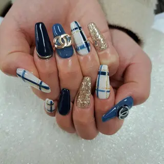 ネイル 河野ちえ (雑誌掲載サロン)のネイルデザイン