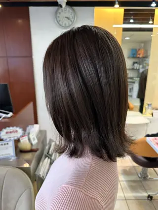 ミディアム ⭐️レイヤーカット 大人気　三澤康司⭐️のヘアスタイル