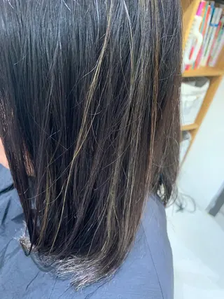 カラー 飯塚 昇太のヘアスタイル