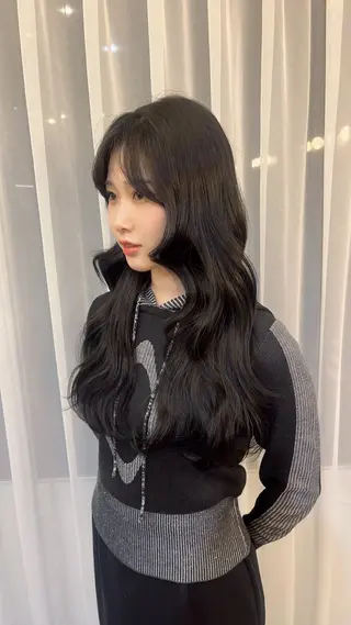 ロング カラー 和野 美咲のヘアスタイル