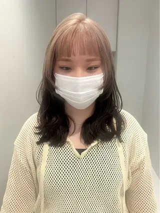 セミロング カラー ✨ブリーチ/顔周り レイヤー¦YUKA✨のヘアスタイル