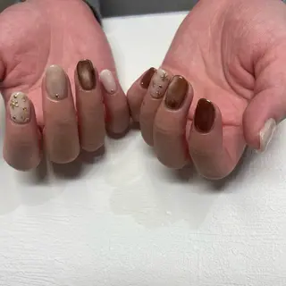 ネイル Ada立川店🫧宮田 美桜のネイルデザイン