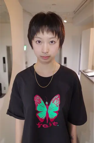 ショート ハイトーン/美髪矯正 EITOのヘアスタイル
