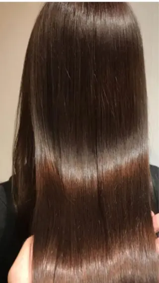 セミロング 縮毛矯正専門 美容師のヘアスタイル