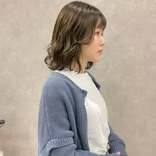 ミディアム カラー はちすか るかのヘアスタイル