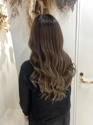 ロング カラー Charmant所属・Charmant シェルマンのヘアスタイル