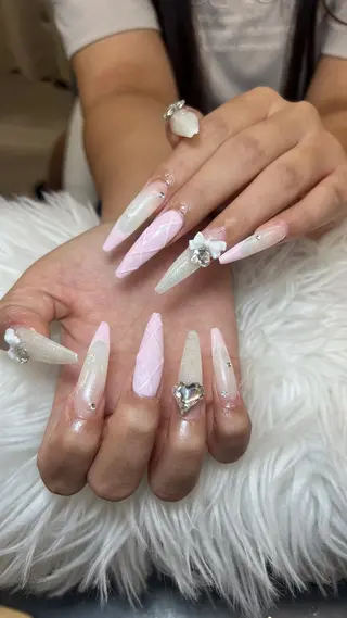 ネイル Noiranail_ studioのネイルデザイン