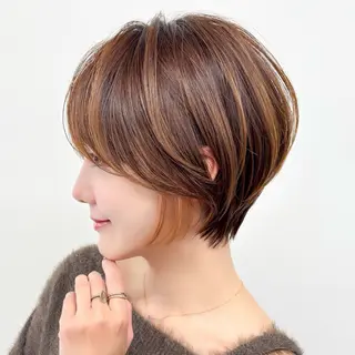 ショート ショート/レイヤー/ 縮毛矯正/ 渡邊莉玖のヘアスタイル