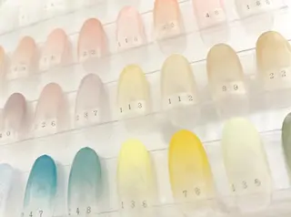 ネイル @.Freestyle 【フリースタイル】所属・根本 奈美のネイルデザイン