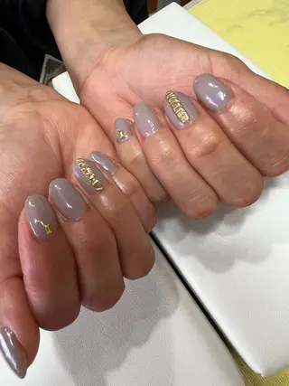 ネイル Luminous ⭐︎のネイルデザイン