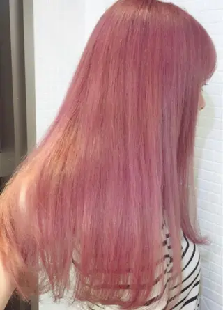 ロング カラー ヘアアレンジ L'wis所属・🪄🫧ハイトーン/ 乙津茜🐰L'wisのヘアスタイル