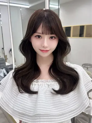 セミロング カラー MAEUL所属・🍑韓国風レイヤー 🍑莉子のヘアスタイル