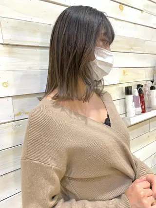 カラー 黒田瀬奈/ボブ まろやかベージュのヘアスタイル