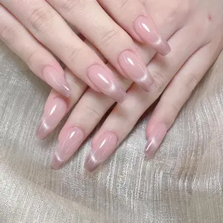 ネイル 奈奈 キラキラネイル✨のネイルデザイン