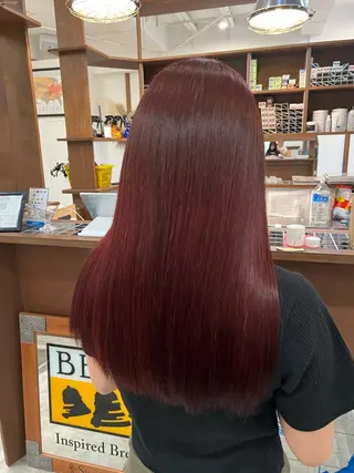 ロング カラー Ami ブリーチ/ハイトーンのヘアスタイル