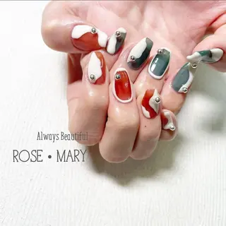 ネイル ROSE・ MARY 鈴木のネイルデザイン
