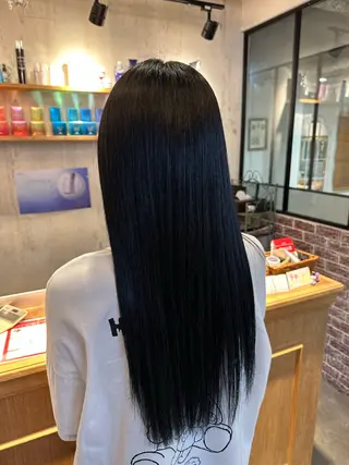 ロング 三澤 優音のヘアスタイル