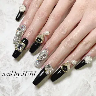 ネイル NEO Beauty Salon所属・𝐍𝐄𝐎 𝐉𝐔𝐑𝐈のネイルデザイン