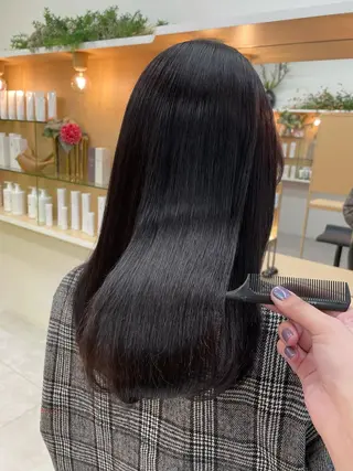 セミロング 髙橋 かすみのヘアスタイル