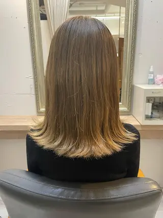 ミディアム kraemer福岡所属・Lisa/髪質改善 /ブリーチカラーのヘアスタイル