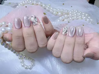 ネイル VIVIAN リサのネイルデザイン