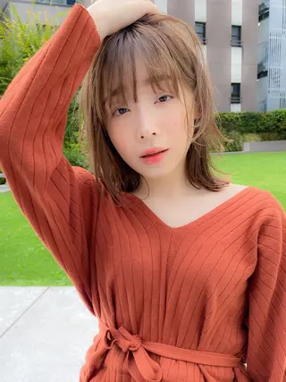 ミディアム たぴ。ぱつっとボブ /暖色艶カラー🍒のヘアスタイル