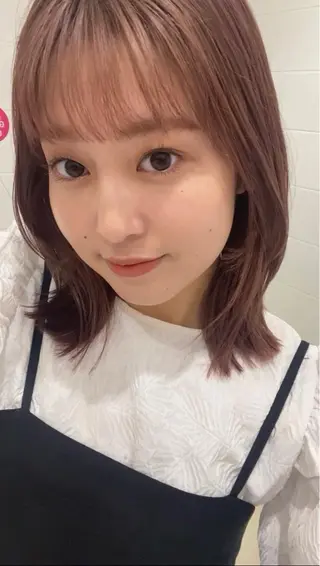 ミディアム shiori/暖色/ レイヤー/似合わせのヘアスタイル