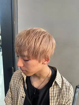 カラー メンズ ダブルカラー寒色系 ボリューム改善ハヤトのヘアスタイル