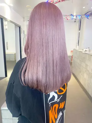 ロング パーマ ネイル 🎨ハイトーン/ 切りっぱなし みつきのヘアスタイル