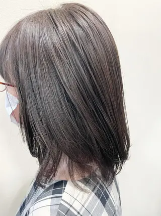 ミディアム カラー 沢田 瞳のヘアスタイル