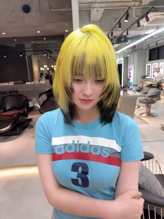 ミディアム カラー ヘアアレンジ ARIA💎縮毛矯正 ブリーチ💎複雑履歴のヘアスタイル