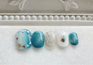 ネイル Satomi  のネイルデザイン